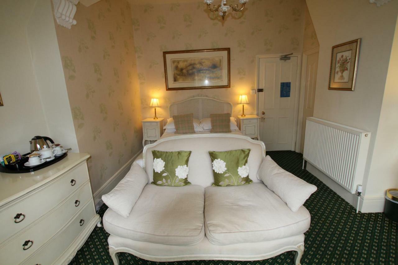 Rylstone Manor Hotel Shanklin Exterior photo